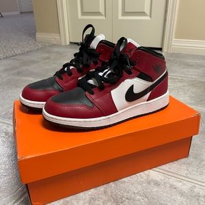 Nike Air Jordan 1 Mid OG Red/Black/White